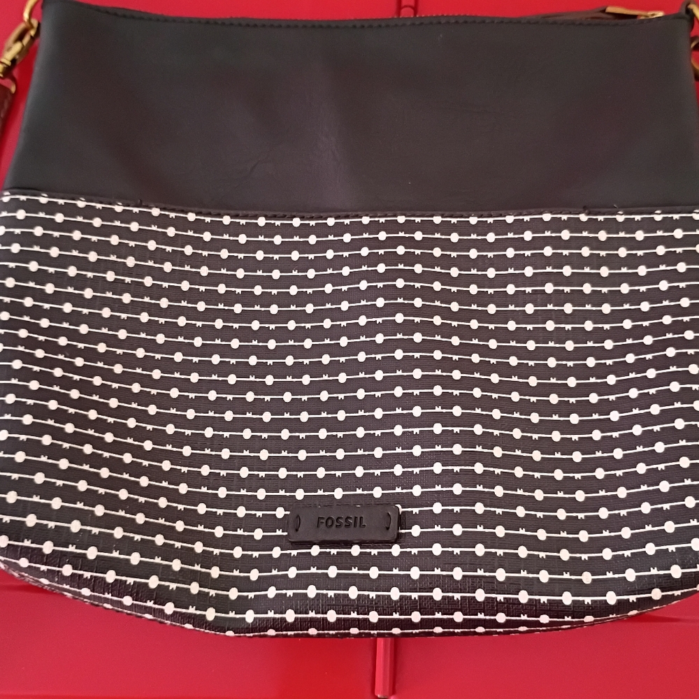 Fossil Black and White With Brown Adjustable Strap Women's Purse. - Picture 2 of 12